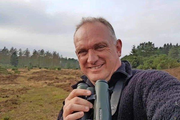 🌿🐞 En naturnørds bekendelser – et foredrag med masser af grin og fascinerende fortællinger! 😂🌳