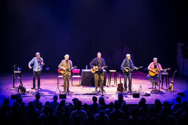 🎶🍀 Løvehjerterne presents yet another legendary band! The Dubliners 🍀🎶