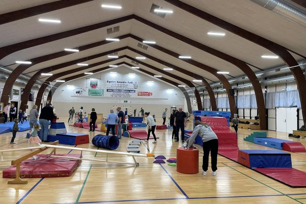 Hop i hallen (NAG)