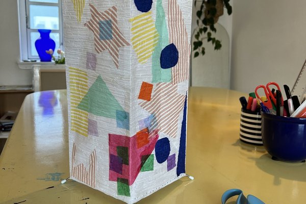 Dekorer en unik rispapirslampe